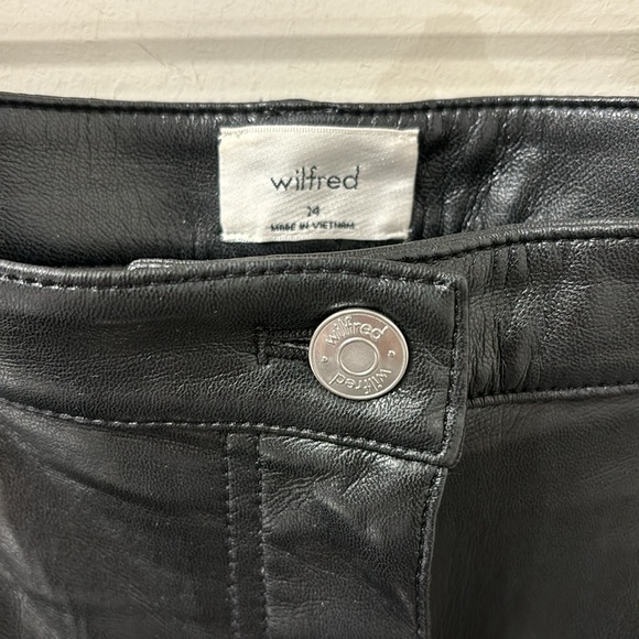 Aritizia Wilfred Melina Vegan Leather Pants 🖤 - Picture 5 of 6